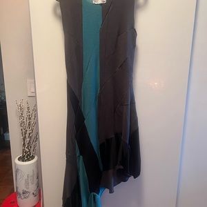 Box 185 sleeveless color block dress